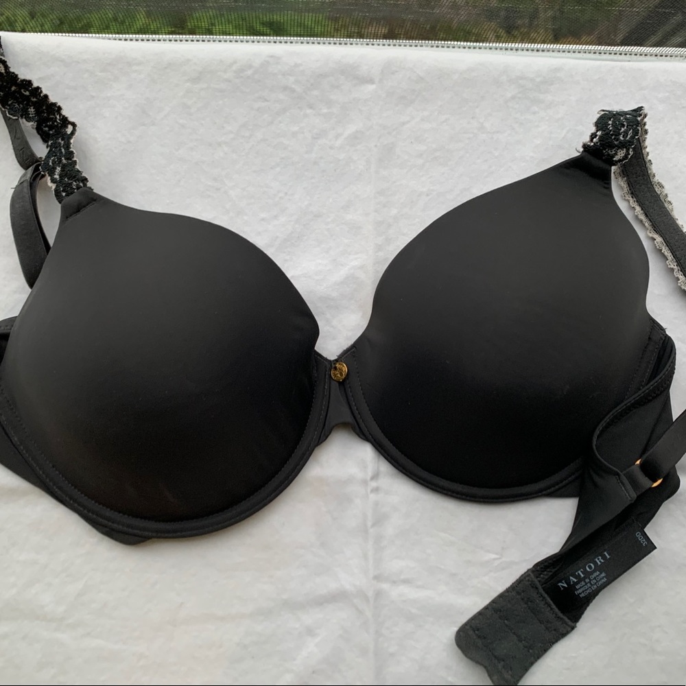 Natori 32DD with embellished straps